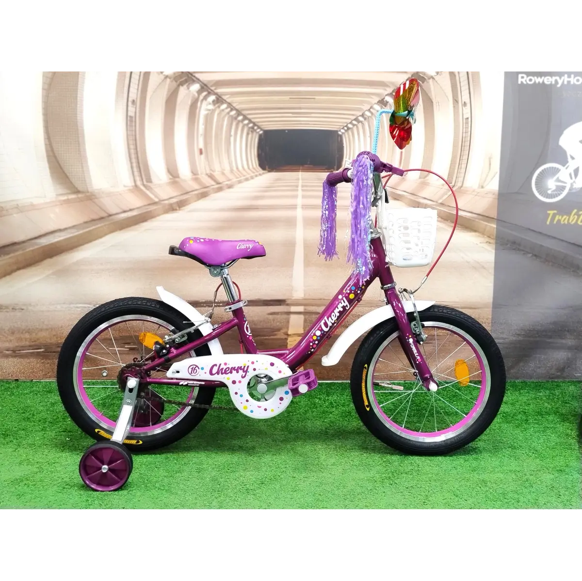Rower_dzieciecy_dla_dziewczynki_CHERRY_rama_8_5″_kola_16″